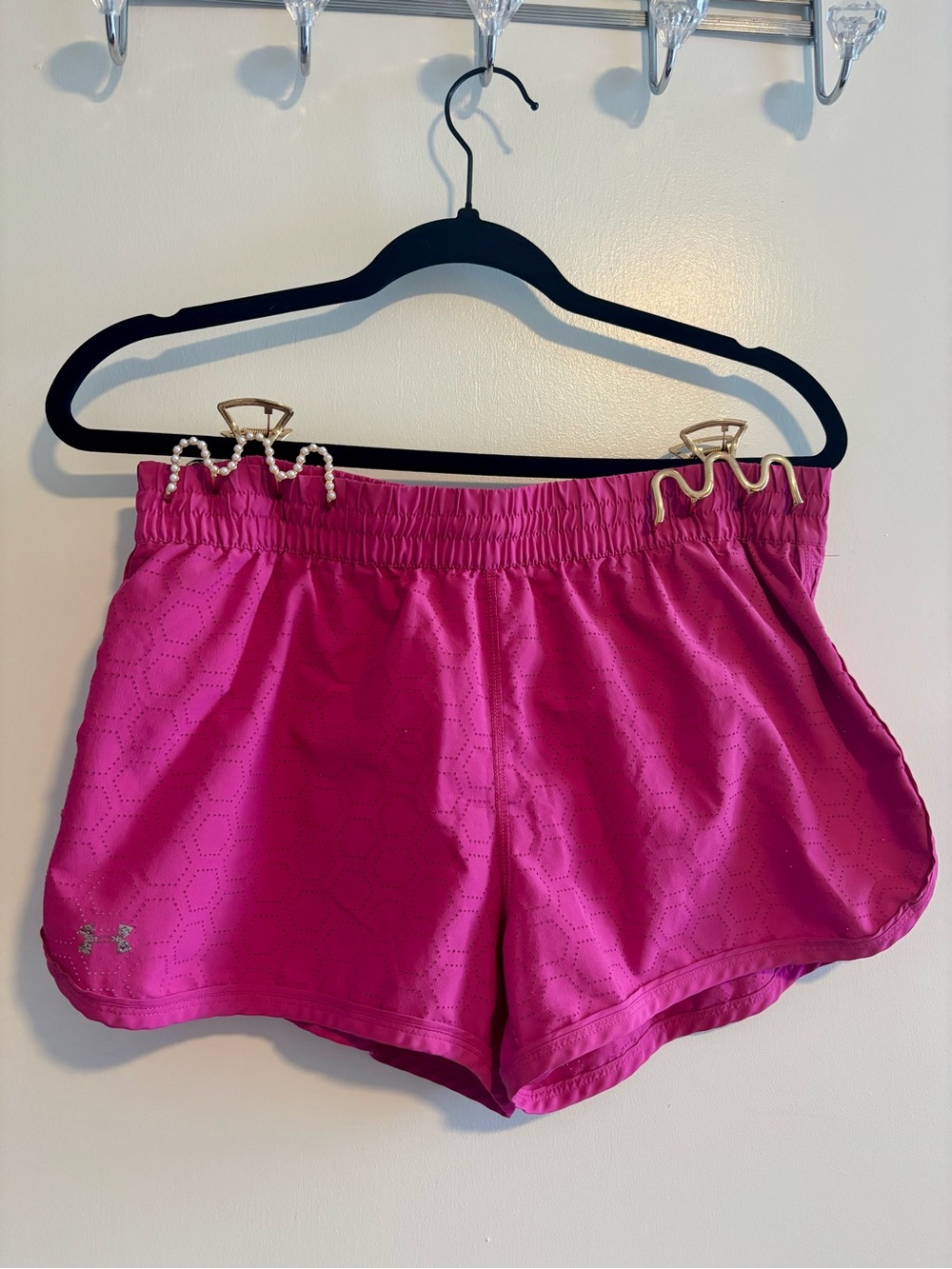 Under Armour Women’s Magenta Athletic Shorts size small